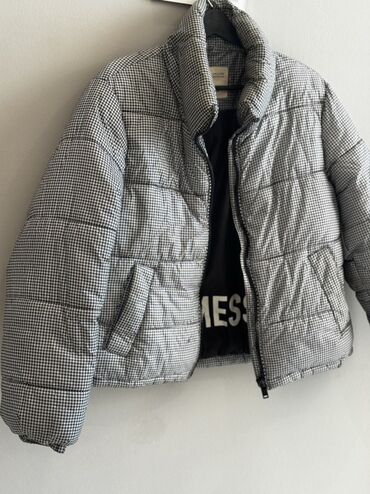 демисезонная верхняя одежда: Qadın/Unisex qısa pufik kurtka - Naxış: xırda “houndstooth” (qara-ağ
