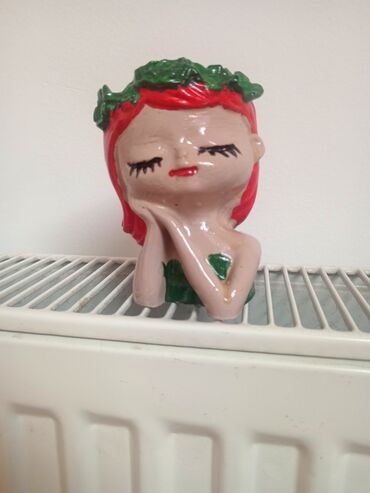 Figurice i makete: Ručno rađene dekorativne figurice devojčica sa venčićima od cveća – — 10