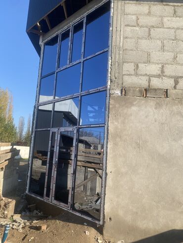 Пластиковые окна на заказ: Пластик терезе жана эшик,витраж жазайбыз.Гарантия 2 жыл,шаар ичи замер — 10