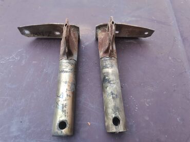 Auto delovi: Nosaci zadnjeg branika Lada 2104 Karavan. Polovno, ocuvano. Skinuto sa — 5