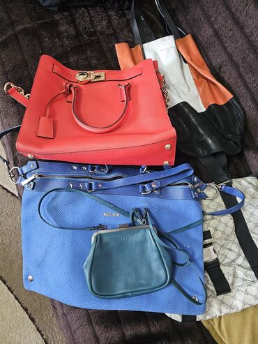сумка для детских вещей: Продаю брендовые сумки,куплены в Дубаи just cavalli кожа 3000 сом