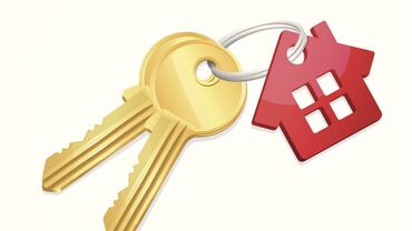 купить женский кошелек в бишкеке: Продаю 1 комнатный квартиру г.Токмок 3 этаж 
цена 31$ есть торг