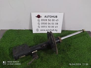 opa: Передний амортизатор Toyota 2005 г., Б/у, Оригинал, Япония — 1