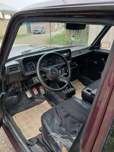 VAZ (LADA): VAZ 2107 sedan 700 manatlıq 4 kalonka - Kuzov: 4 qapılı sedan, tünd — 7