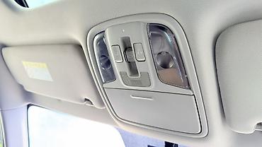 Kia: Kia Optima sedan – ağ rəng, geniş və rahat salon. Avadanlıq və — 4