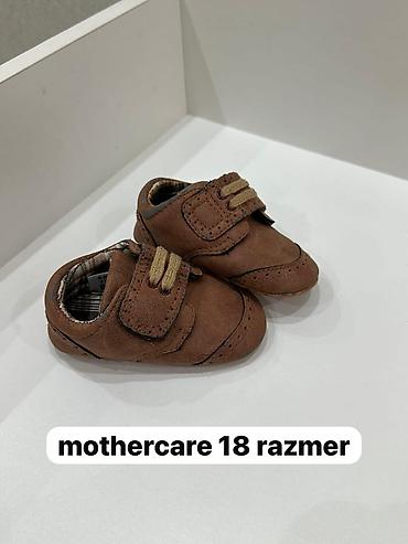 Uşaq dünyası: Korpe Uwaq uçun ayaqqabi. 18 razmer — 2