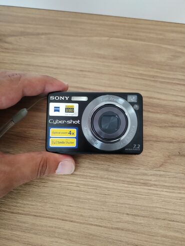 cdma nokia: Sony Cyber-shot reqemsal fotoaparat ela veziyyetdedir tek aparatin ozu