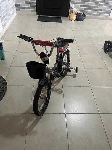 gitara usaq ucun: Uşaq üçün 3 əşyadan ibarət dəst: - **Elektrikli uşaq maşını** – — 6