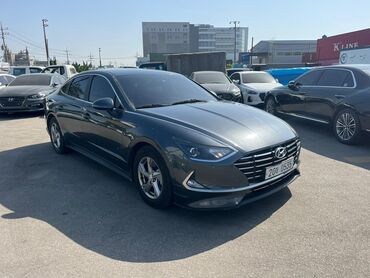 серый hyundai: Hyundai Sonata: 2019 г., 2 л, Автомат, Газ, Седан