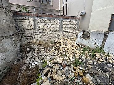Həyət evləri və villalar: M.Ə. Rəsulzadə qəs. 6 otaqlı, 190 kv. m — 6
