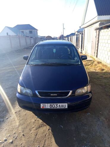 Isuzu: Isuzu Oasis: 1998 г., 2.3 л, Автомат, Бензин, Минивэн — 4
