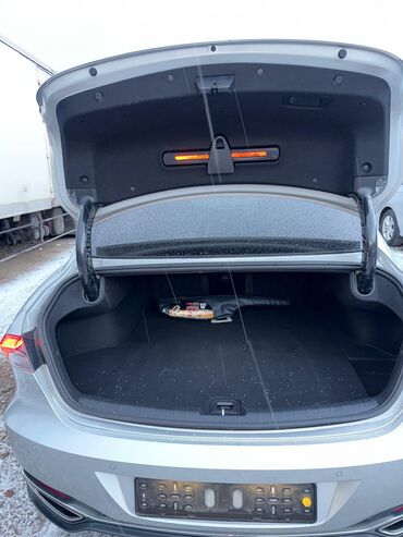 Hyundai: Hyundai Grandeur: 2021 г., Газ — 20