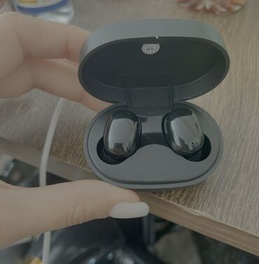 nar nomreni nece aktiv etmek olar: Airpods satilir tam tezedir iwlenmeyib
endirim olar