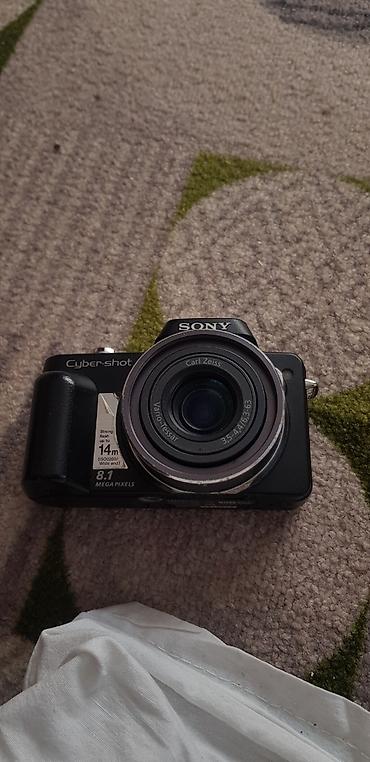 комп: Фотоаппарат Sony Cyber-shot DSC-H3 - Матрица 8,1 МП - Объектив Carl — 6