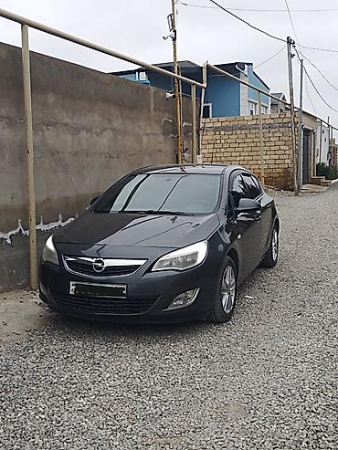 Opel: Salam maşın Opel Astra J TURBO 1.4 BENZİN HƏRŞEY İŞLEKDİ. TƏCİLİ — 1