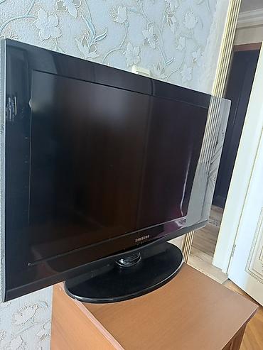 ТВ и видео: Б/у Телевизор Samsung LCD 32" Самовывоз — 2