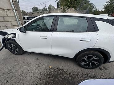 byd e9 1: Changan Qiyuan Q05: 2026 г., 1.2 л, Вариатор, Электромобиль, Кроссовер — 4