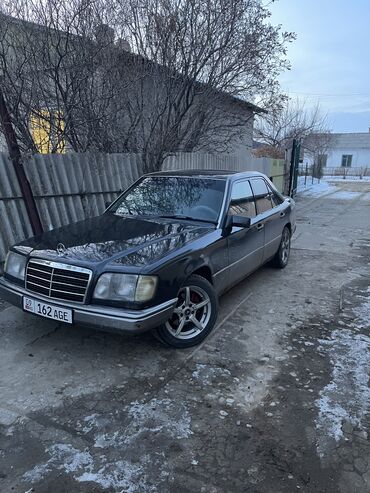 Mercedes-Benz: Mercedes-Benz W124: 1990 г., 2.3 л, Механика, Бензин, Седан