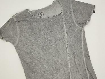 stan look: Women`s T-shirt, size S — 1