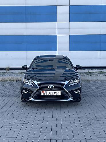 Lexus ES: 2017 г., 2.5 л, Вариатор, Гибрид, Седан
