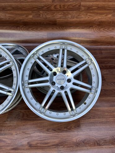 Диски: Литые Диски R 20 Комплект, отверстий - 5, Б/у — 10