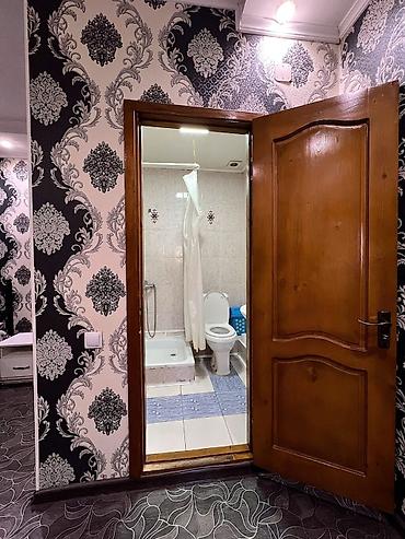 Посуточная аренда квартир: 1 комната, Душевая кабина, Постельное белье, Кондиционер — 3