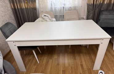 рабочий стол: Qonaq masası, İşlənmiş, Dördbucaq masa