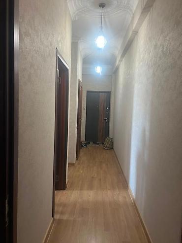samux makler: Nəsimi rayonu, Rəşid Behbudov küçəsində plazada yeni təmirli 3 otaqlı — 4