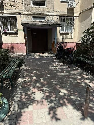 без ремонта: 3 комнаты, 58 м², 104 серия, 3 этаж, Старый ремонт — 1
