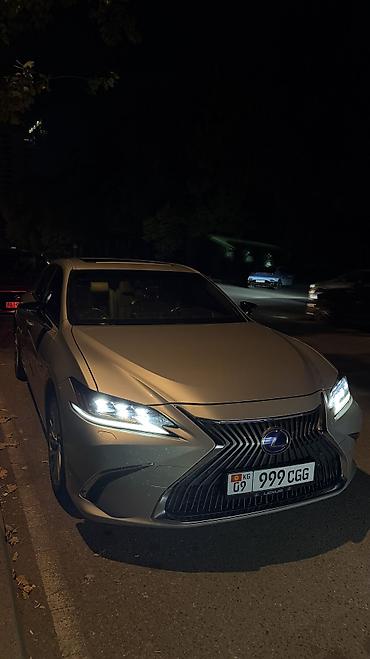 Lexus ES: 2018 г., 2.5 л, Автомат, Гибрид, Седан