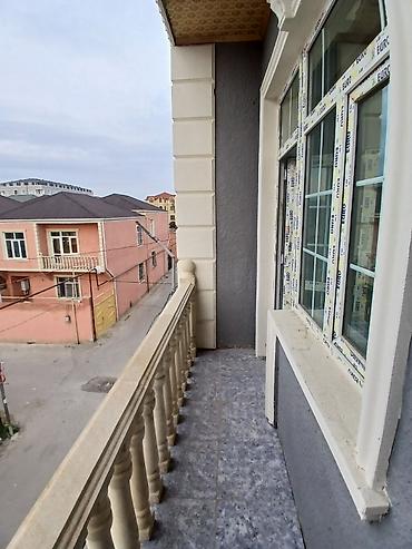 Həyət evləri və villaların satışı: 📍 Ünvan: Xırdalan şəhəri, Milyonerlər məhəlləsi 2 Tam Təmirli, Əşyalı — 12