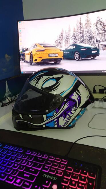 kuba motor: MOTO SPORT KASK 2 CI QAR SUSESI USDUNDE VERILIR AZ ISLEMIS
