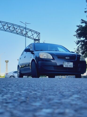 masin bazari 4 goz mercedes qiymetleri: Kia Rio: 1.4 l | 2006 il Hetçbek