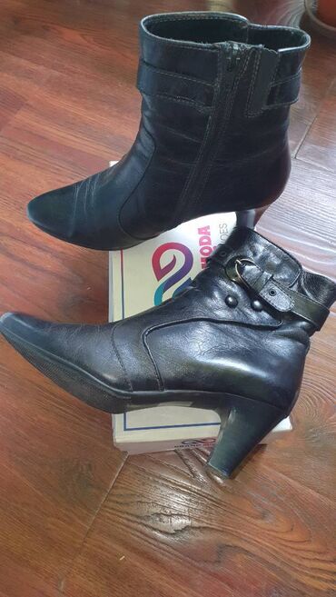 Туфли: Продам женскую обувь в очень хорошем и идеальном состоянии, размеры — 8