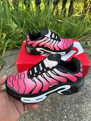 rok majice: Nike air max tn dečije patike roze NOVO Novo Brojevi 31 do 36 fb — 1