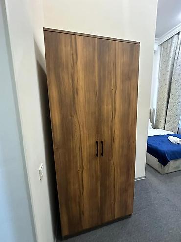 Otaqların günlük kirayəsi: Satılır. 12 otaq üçün mebel komplekti (televizor və kondisioner daxil — 13