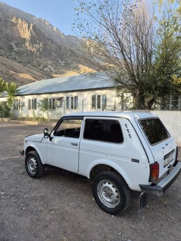 ВАЗ (ЛАДА): ВАЗ (ЛАДА) 4x4 Нива: 2005 г., 1.7 л, Механика, Бензин, Внедорожник — 6