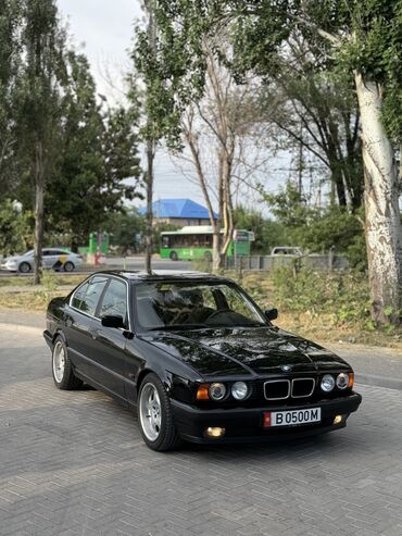 машина срочно сатылат: BMW 5 series GT: 1995 г., 2 л, Механика, Газ, Седан