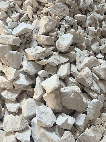 Мраморная крошка: Мраморная крошка, Белый, Ландшафтная, В тоннах — 11