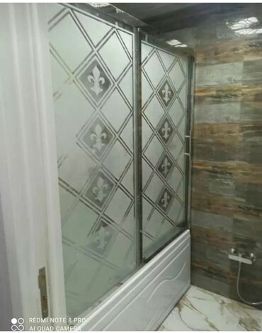 Duş kabinaları, arakəsmələr: Yeni Üstü açıq kabina, Künc üçün, Pulsuz çatdırılma — 12