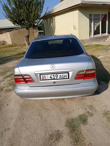 цена домкрата для легкового автомобиля: Mercedes-Benz E-Class: 2000 г., Механика, Седан