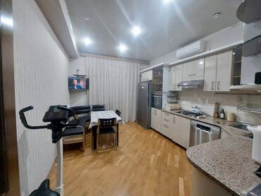 Yeni tikili: 3 otaqlı, Yeni tikili, m. Xətai, 112 kv. m — 3