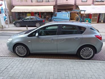 Opel: Opel Astra: 1.2 l. | 2011 έ. 141000 km. Χάτσμπακ — 4