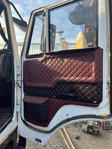 su kamazı: KAMAZ su maşını – 6x4 şassi üzərində sisterna - Marka/model: KAMAZ - — 10