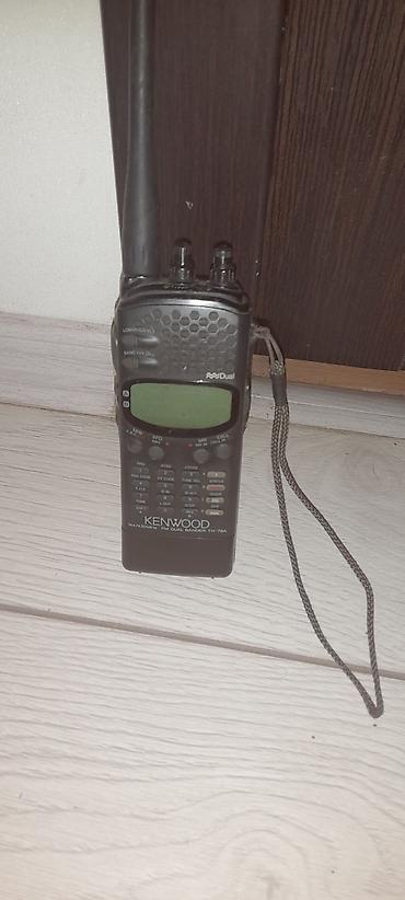 bobby store: Рация,1 штук.батарейки АА 4шт.уже сели.приехала с машиной из кореи.100 — 1