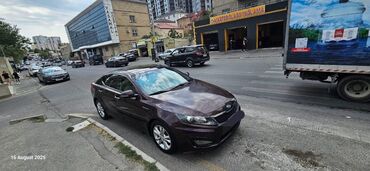 Kia Optima: 2.4 л | 2012 г. Седан