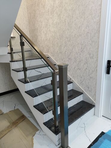 Balkon məhəccərləri: Balkon məhəccəri, Şüşə, Pulsuz çatdırılma — 7