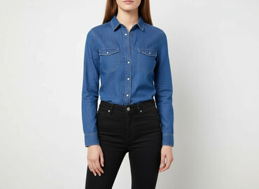 Shirts: Women`s shirt, size XS