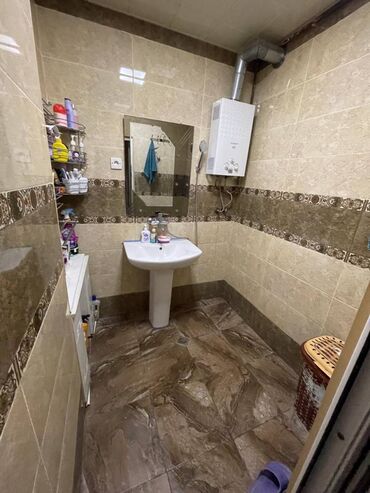 Köhnə tikili: Bakı, 3 otaqlı, Köhnə tikili, m. Xalqlar Dostluğu, 70 kv. m — 11