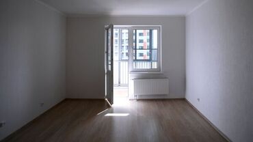 квартиры в бишкеке на длительный срок: 3 комнаты, Собственник, Без подселения, С мебелью частично